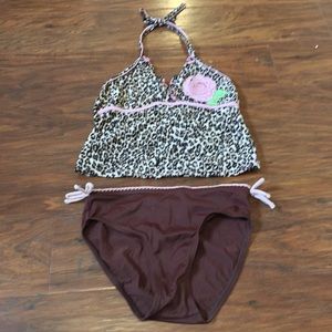 Girl’s two piece swim suit